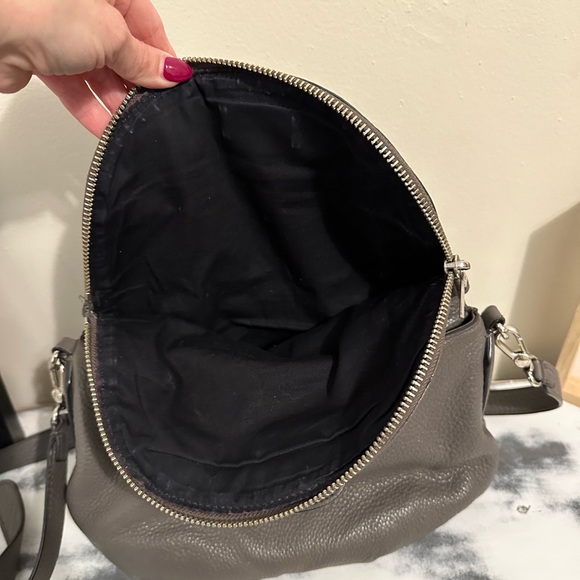 Marc By Marc Jacobs Gray Crossbody Bag Detachable Leather Strap Silver-Tone Zip - Picture 4 of 11